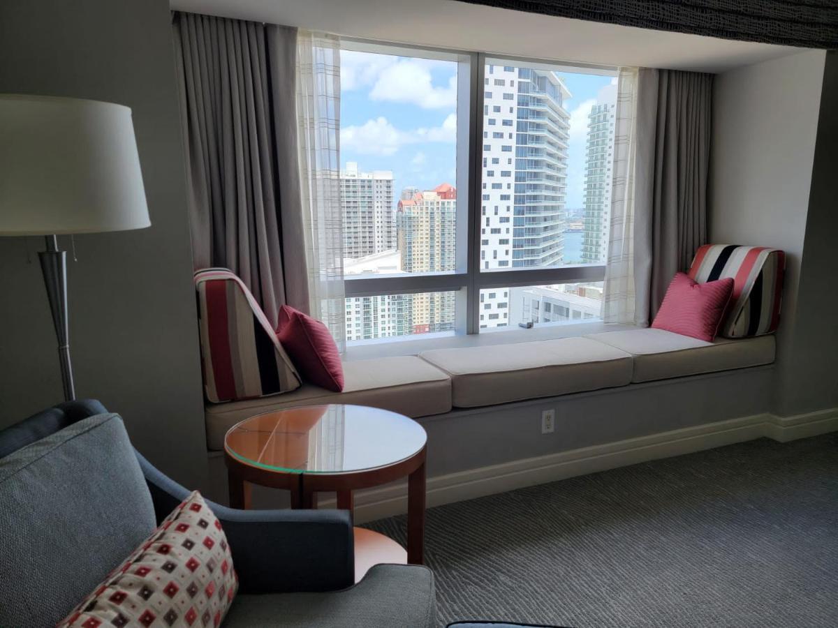 Four Seasons Suite Маямі Екстер'єр фото