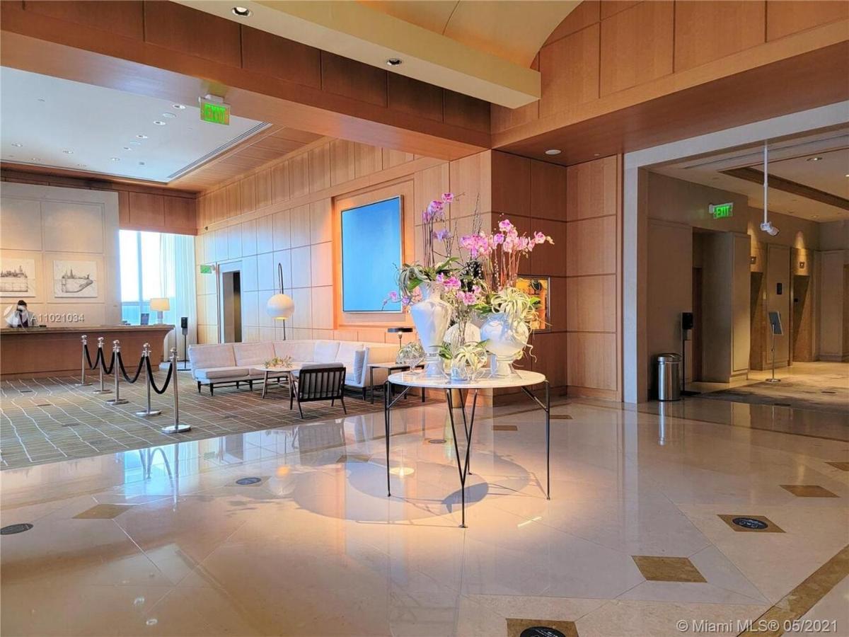 Four Seasons Suite Маямі Екстер'єр фото